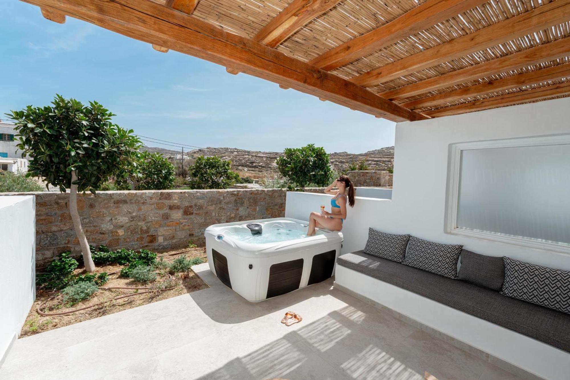 Oliving Mykonos Luxury Suites Klouvas Exterior foto