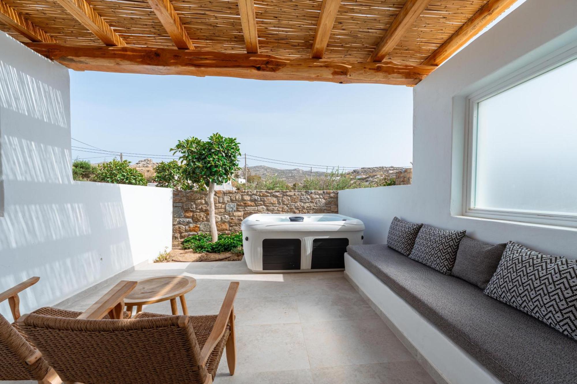 Oliving Mykonos Luxury Suites Klouvas Exterior foto